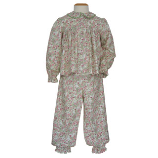 Patron n 169 Pyjama boutonn devant 4-10 ans